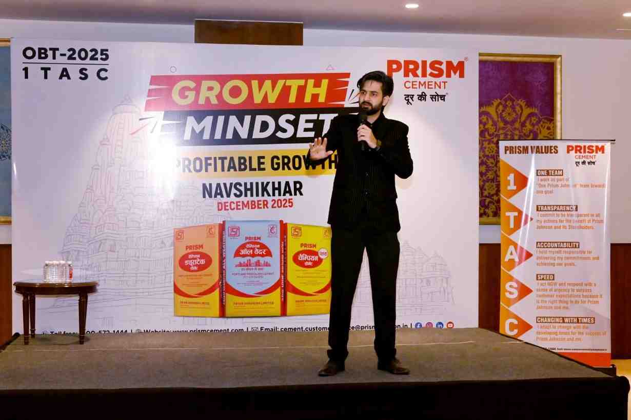 Badal Sharma performing at a corporate event in Khajuraho Badal Sharma performing at a corporate event in Khajuraho