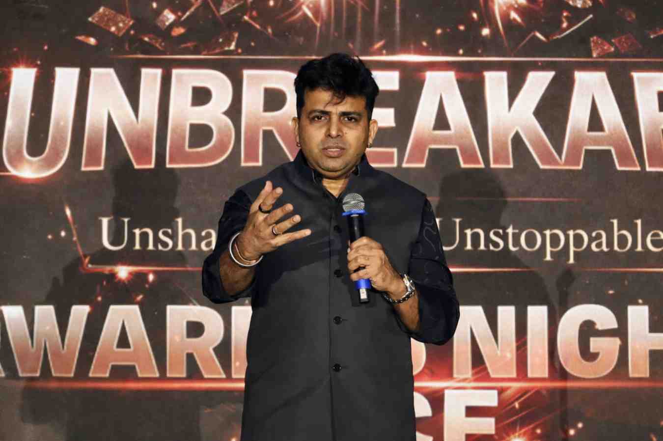 Comedian Amit Tandon performing at a corporate event in Goa Comedian Amit Tandon performing at a corporate event in Goa