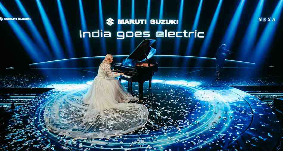 An International Pianist performing at a corporate event in Delhi An International Pianist performing at a corporate event in Delhi