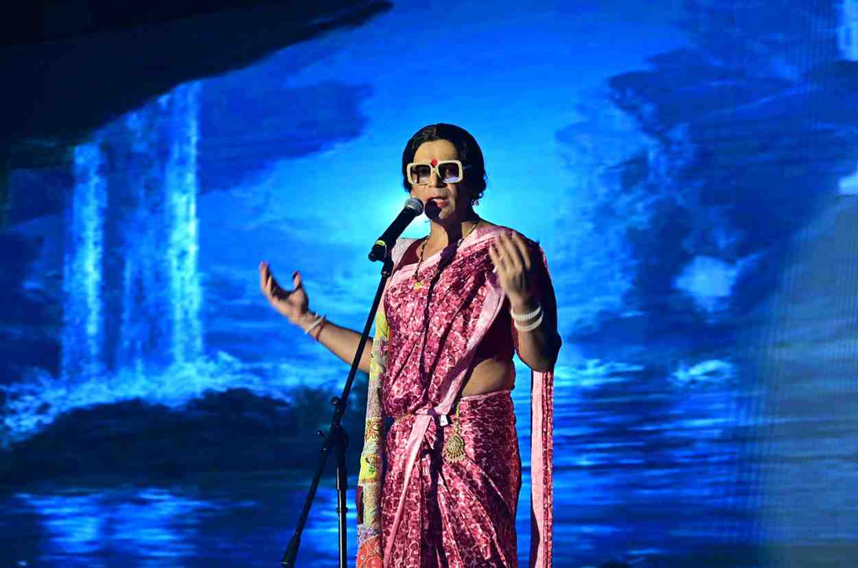 Sunil Grover performing at a corporate event in Colombo Sunil Grover performing at a corporate event in Colombo