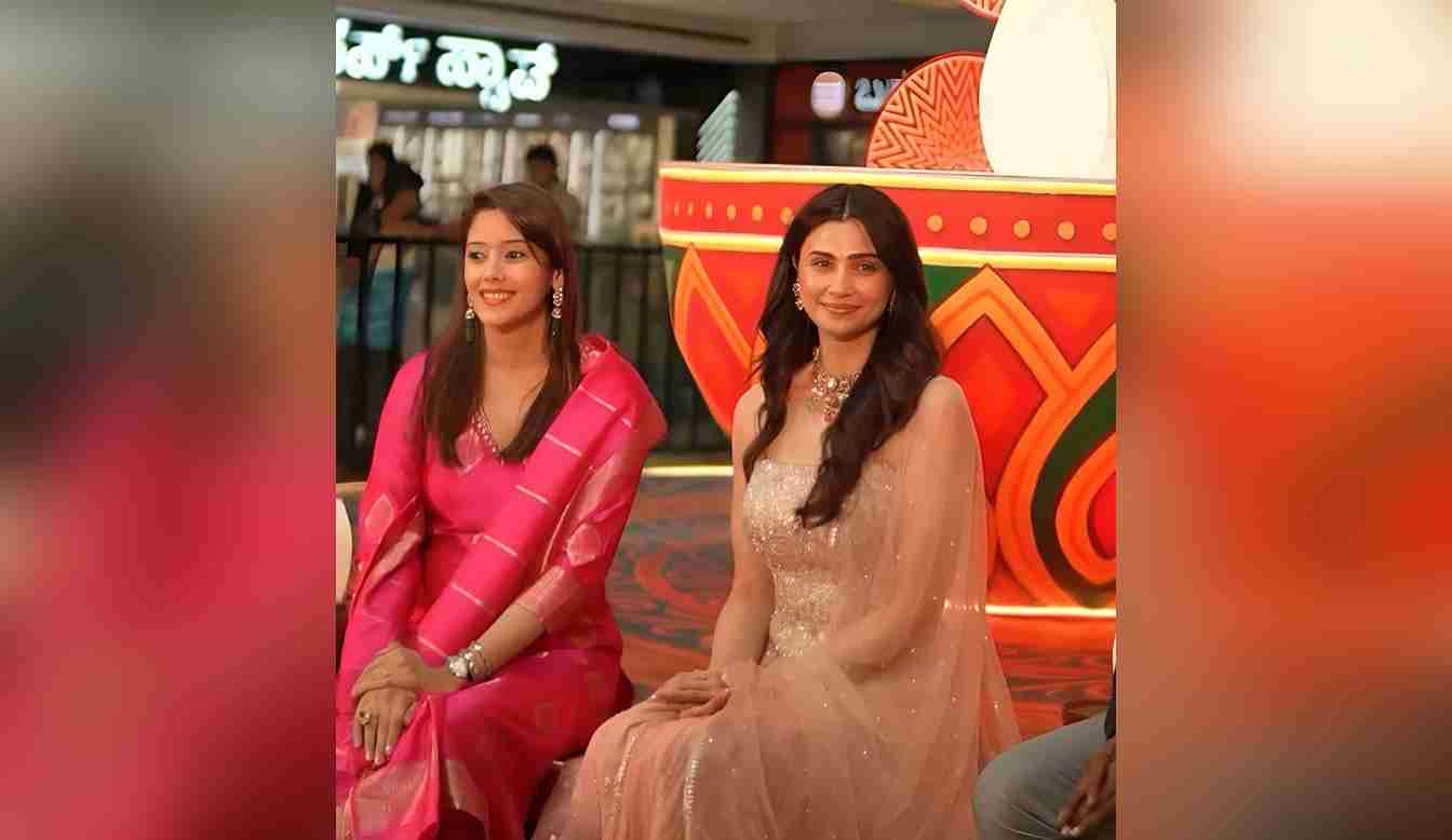 Actress Daisy Shah as a guest appearance at a corporate event in Mumbai Actress Daisy Shah as a guest appearance at a corporate event in Mumbai