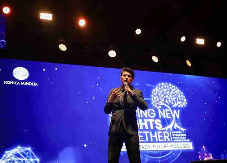 Rajiv Makhni as a guest speaker at a corporate event in Delhi Rajiv Makhni as a guest speaker at a corporate event in Delhi