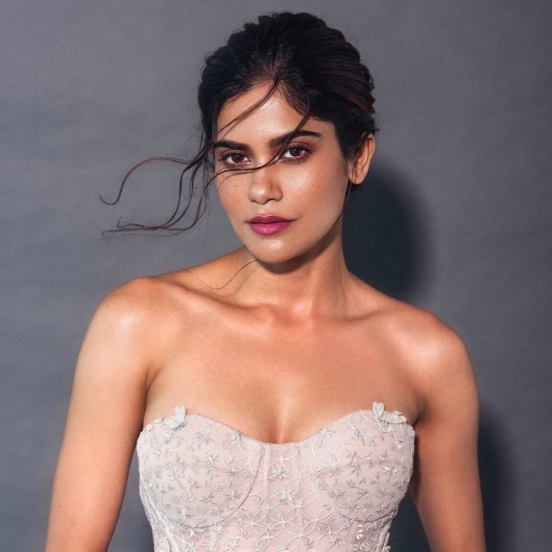 Aaditi Pohankar for Party