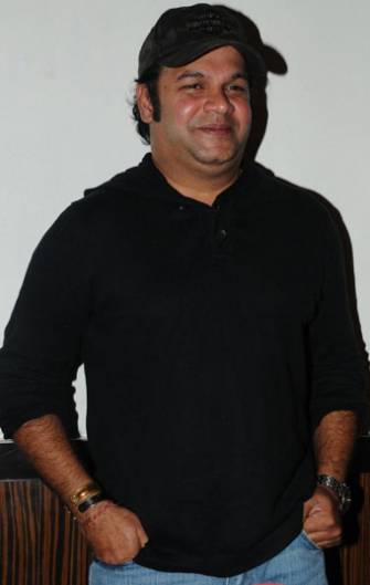 Hire Standup Comedian Suresh Menon