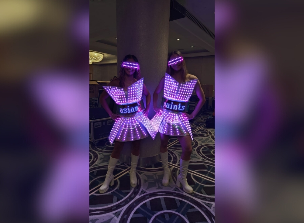 Roving LED Girls at an event for Asian Paints in Sydney Roving LED Girls at an event for Asian Paints in Sydney